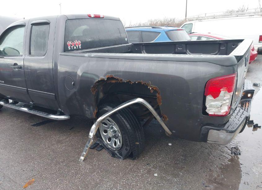 Photo 6 of 2011 Chevrolet Silverado 1500 LS (VIN 1GCRCREA3BZ264588)