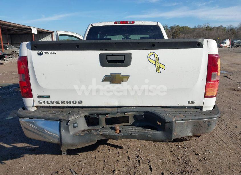 Photo 6 of 2011 Chevrolet Silverado 1500 LS (VIN 1GCRCREA3BZ417762)