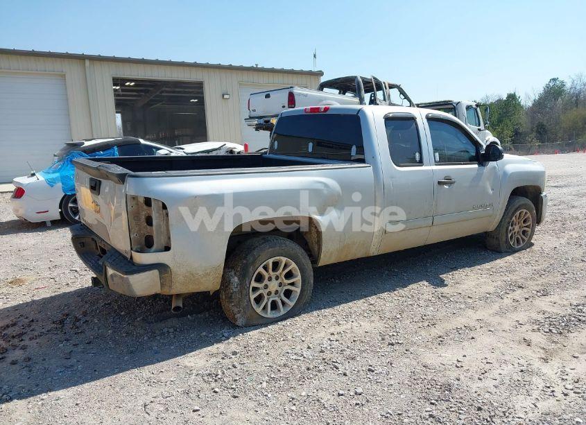 Photo 4 of 2012 Chevrolet Silverado 1500 LS (VIN 1GCRCREA5CZ353371)