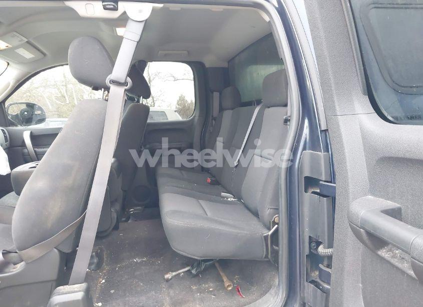 Photo 8 of 2011 Chevrolet Silverado 1500 LS (VIN 1GCRCREA6BZ352387)