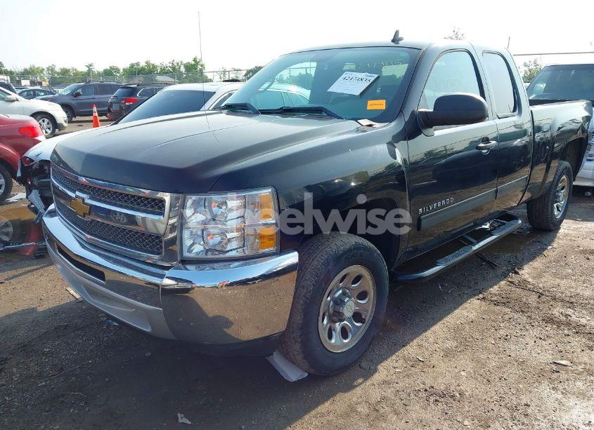 Photo 2 of 2012 Chevrolet Silverado 1500 LS (VIN 1GCRCREA6CZ256048)