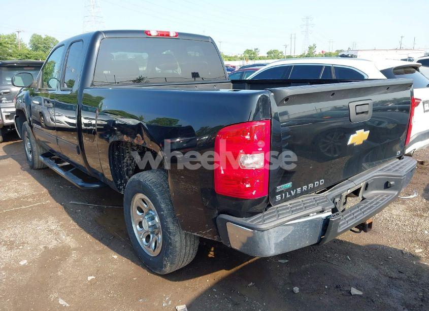 Photo 3 of 2012 Chevrolet Silverado 1500 LS (VIN 1GCRCREA6CZ256048)