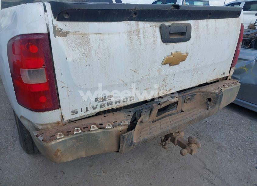 Photo 6 of 2013 Chevrolet Silverado 1500 LS (VIN 1GCRCREA6DZ139751)