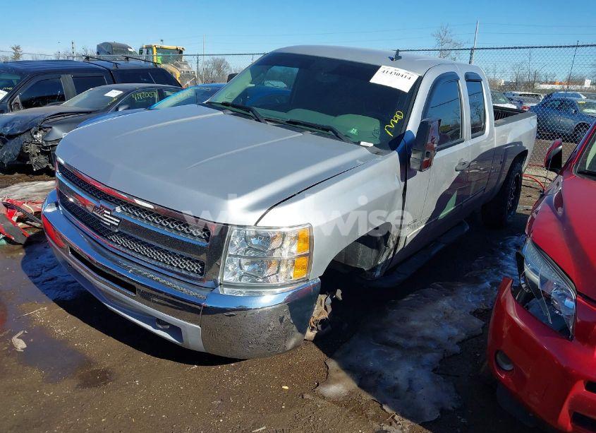 Photo 2 of 2012 Chevrolet Silverado 1500 LS (VIN 1GCRCREA7CZ223432)