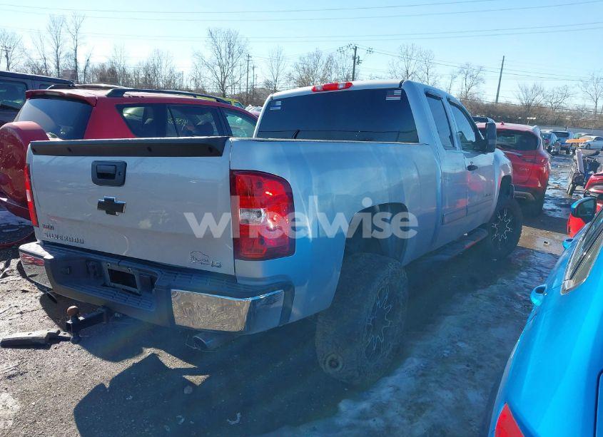 Photo 4 of 2012 Chevrolet Silverado 1500 LS (VIN 1GCRCREA7CZ223432)