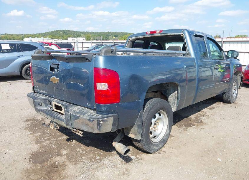 Photo 4 of 2011 Chevrolet Silverado 1500 LS (VIN 1GCRCREA9BZ221714)