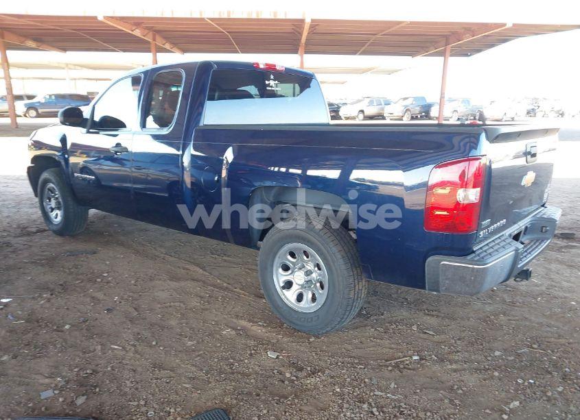 Photo 3 of 2011 Chevrolet Silverado 1500 LS (VIN 1GCRCREAXBZ216439)