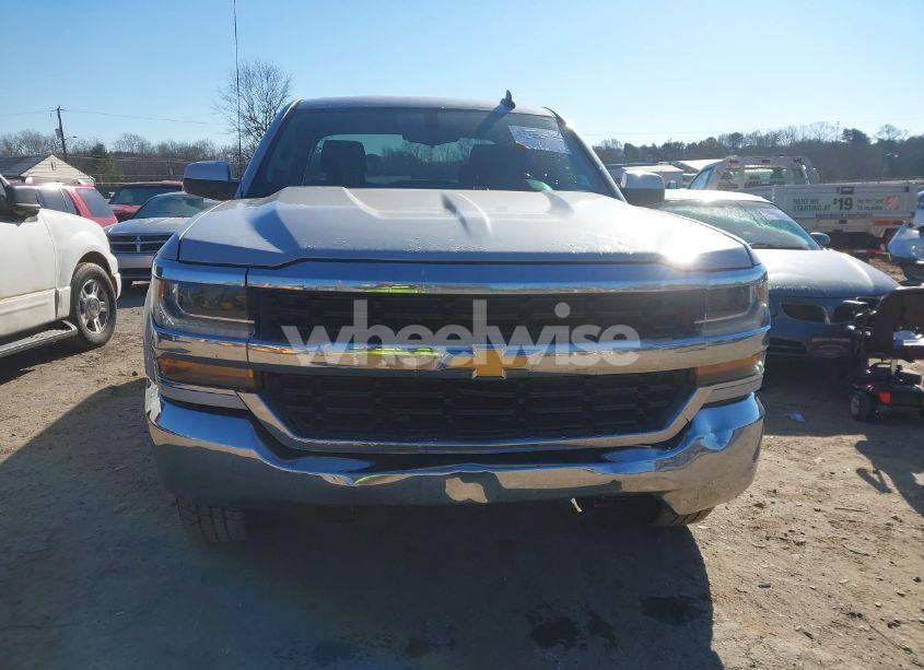 Photo 11 of 2018 Chevrolet Silverado 1500 1LT (VIN 1GCRCREC0JZ134767)