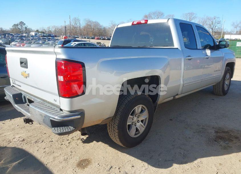 Photo 4 of 2018 Chevrolet Silverado 1500 1LT (VIN 1GCRCREC0JZ134767)