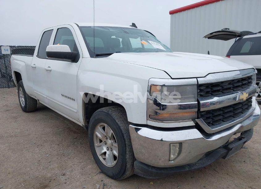2016 Chevrolet Silverado 1500 1LT (VIN 1GCRCREC1GZ160870) main photo