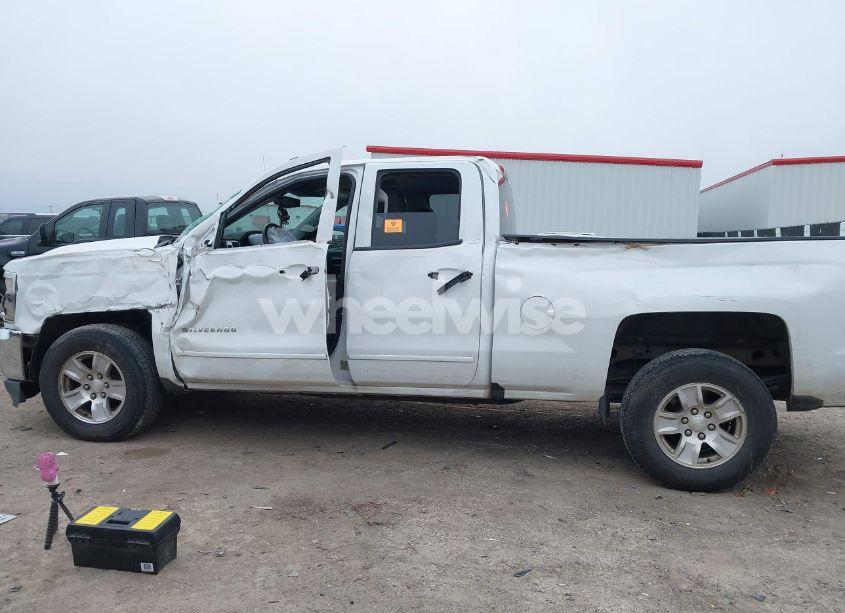 Photo 14 of 2016 Chevrolet Silverado 1500 1LT (VIN 1GCRCREC1GZ160870)