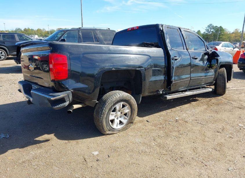 Photo 4 of 2017 Chevrolet Silverado 1500 1LT (VIN 1GCRCREC1HZ111010)