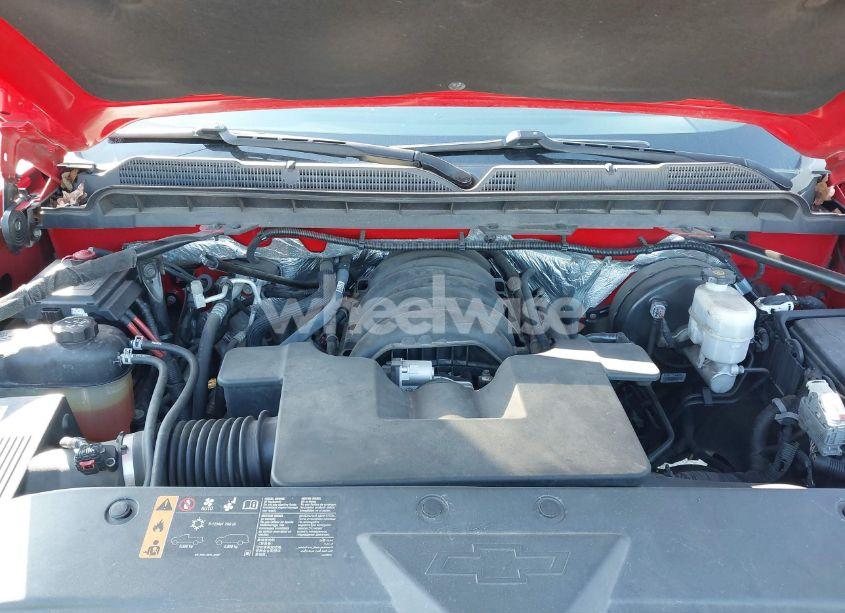 Photo 10 of 2018 Chevrolet Silverado 1500 1LT (VIN 1GCRCREC1JZ170659)