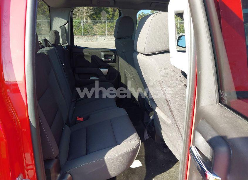 Photo 8 of 2018 Chevrolet Silverado 1500 1LT (VIN 1GCRCREC1JZ170659)