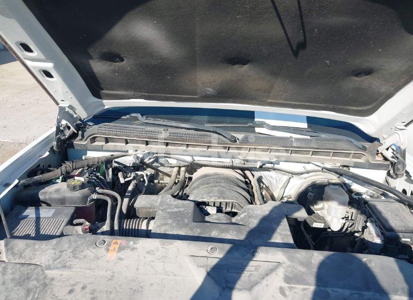 Photo 10 of 2018 Chevrolet Silverado 1500 1LT (VIN 1GCRCREC1JZ216913)