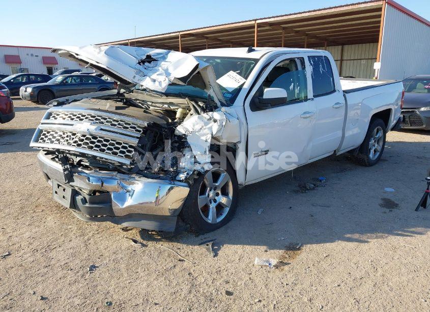 Photo 2 of 2014 Chevrolet Silverado 1500 1LT (VIN 1GCRCREC2EZ278679)