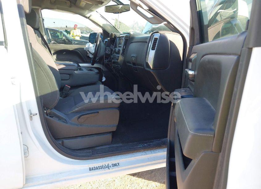 Photo 5 of 2014 Chevrolet Silverado 1500 1LT (VIN 1GCRCREC2EZ278679)