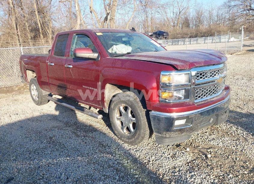 2015 Chevrolet Silverado 1500 1LT (VIN 1GCRCREC2FZ354466) main photo