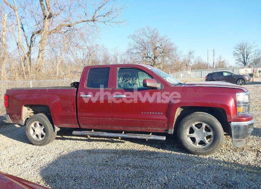 Photo 13 of 2015 Chevrolet Silverado 1500 1LT (VIN 1GCRCREC2FZ354466)