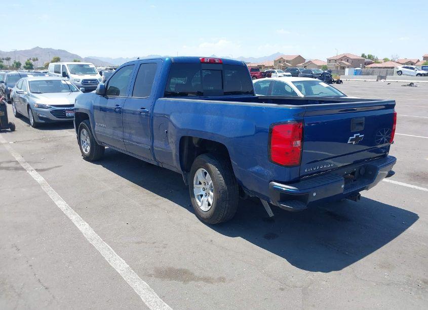 Photo 3 of 2016 Chevrolet Silverado 1500 1LT (VIN 1GCRCREC2GZ378834)