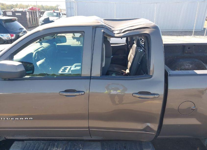 Photo 6 of 2015 Chevrolet Silverado 1500 1LT (VIN 1GCRCREC3FZ248589)