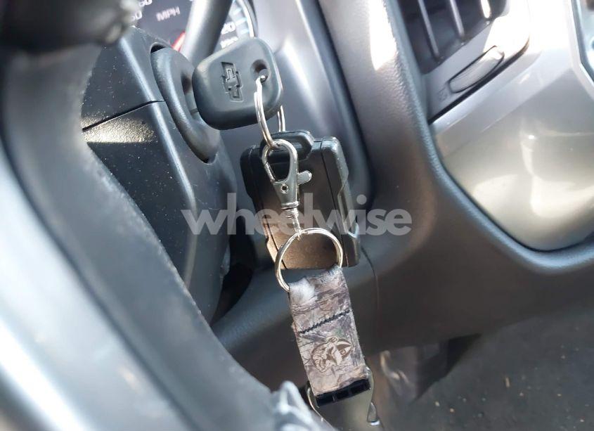 Photo 11 of 2016 Chevrolet Silverado 1500 1LT (VIN 1GCRCREC3GZ201984)