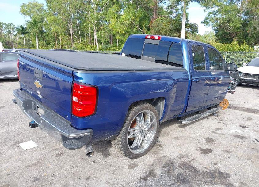 Photo 4 of 2017 Chevrolet Silverado 1500 LT (VIN 1GCRCREC3HZ152948)