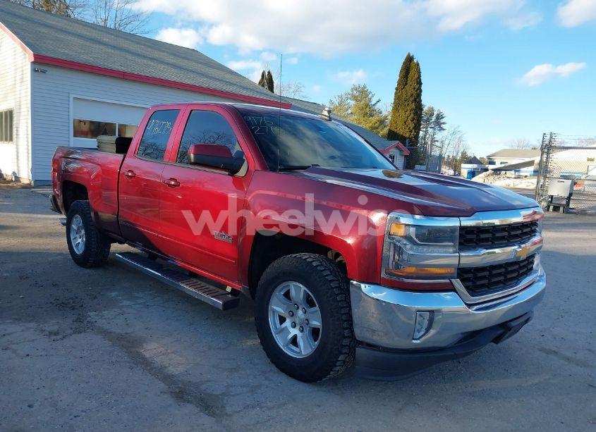 2017 Chevrolet Silverado 1500 1LT (VIN 1GCRCREC3HZ249213) main photo