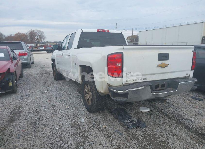 Photo 3 of 2018 Chevrolet Silverado 1500 1LT (VIN 1GCRCREC3JZ178844)
