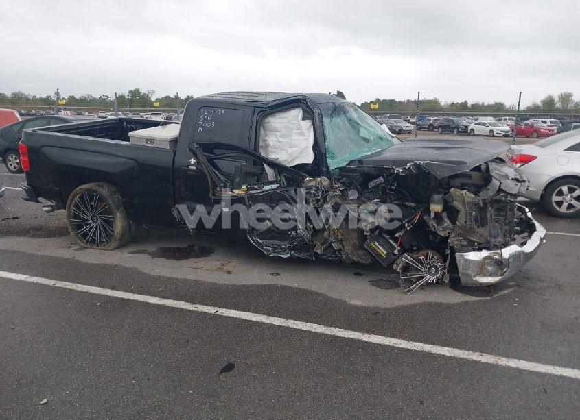 Photo 13 of 2018 Chevrolet Silverado 1500 1LT (VIN 1GCRCREC3JZ347003)