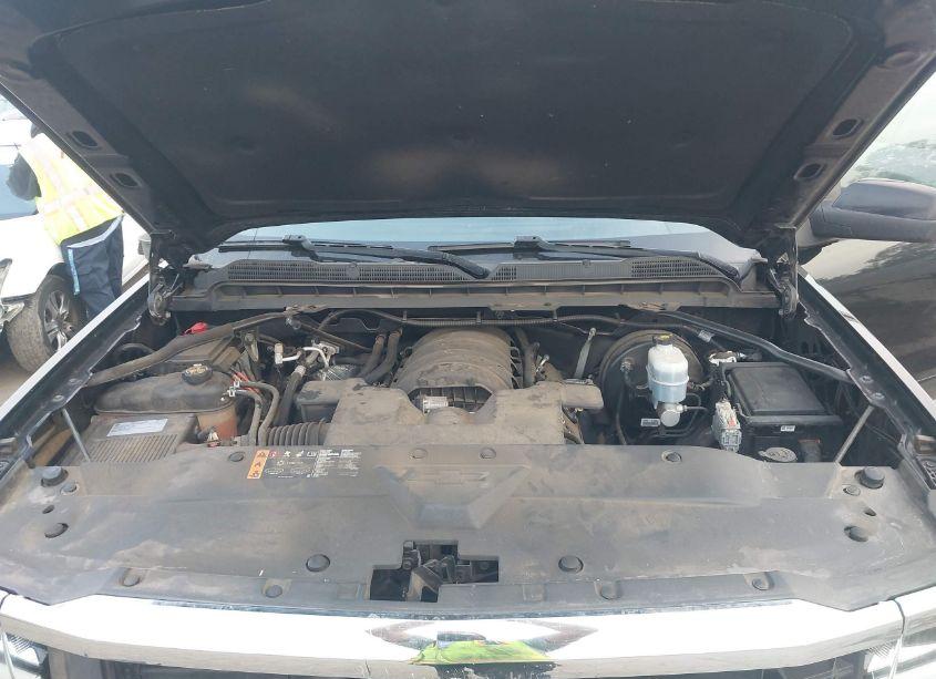 Photo 10 of 2018 Chevrolet Silverado 1500 1LT (VIN 1GCRCREC3JZ359779)