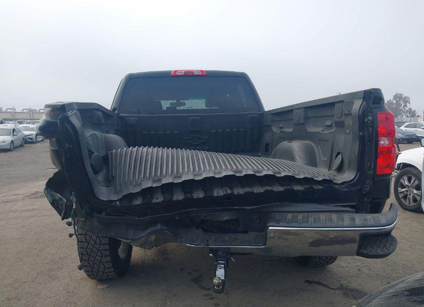 Photo 6 of 2018 Chevrolet Silverado 1500 1LT (VIN 1GCRCREC3JZ359779)