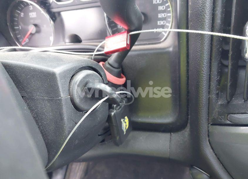 Photo 11 of 2014 Chevrolet Silverado 1500 1LT (VIN 1GCRCREC4EZ296598)