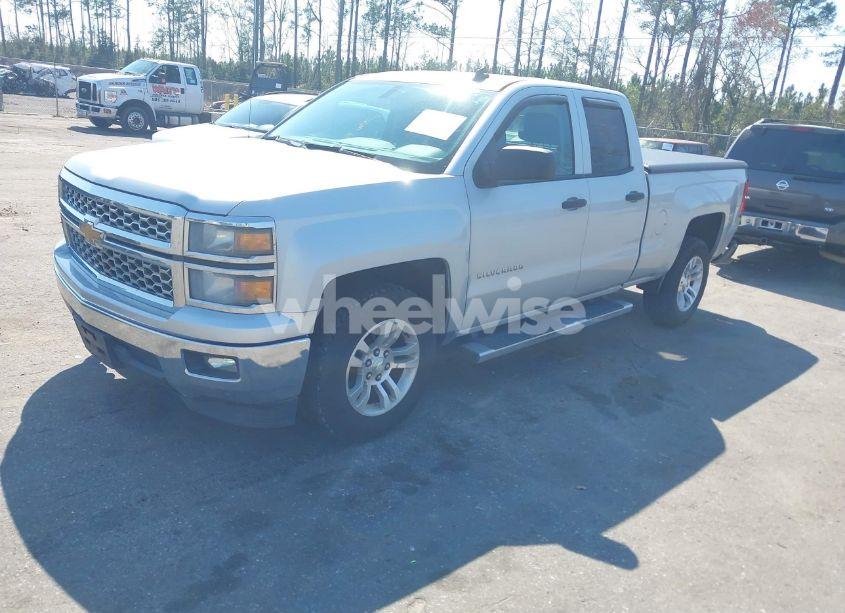 Photo 2 of 2014 Chevrolet Silverado 1500 1LT (VIN 1GCRCREC4EZ339076)