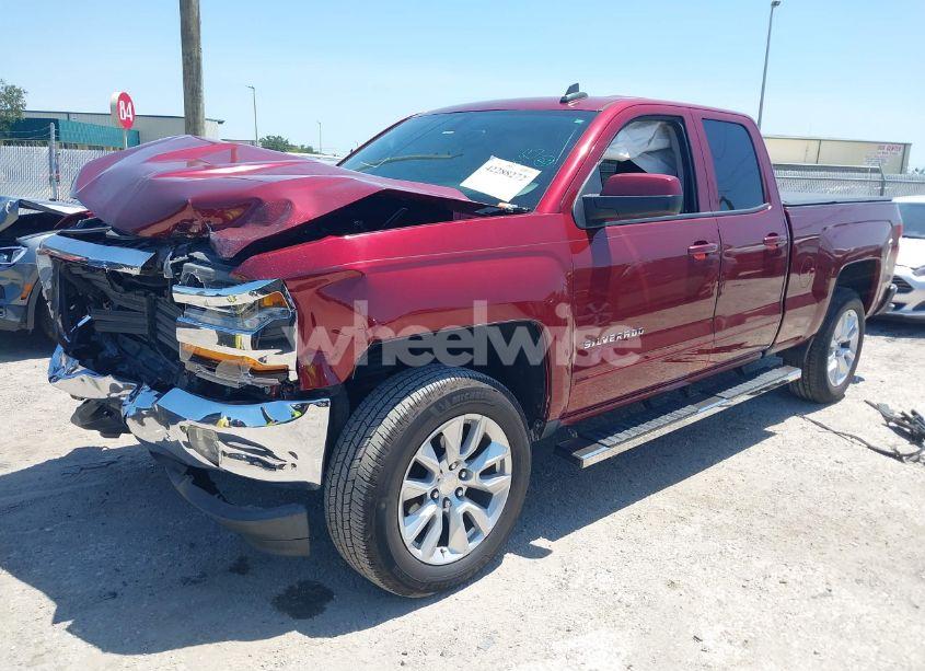 Photo 2 of 2017 Chevrolet Silverado 1500 1LT (VIN 1GCRCREC4HZ278543)