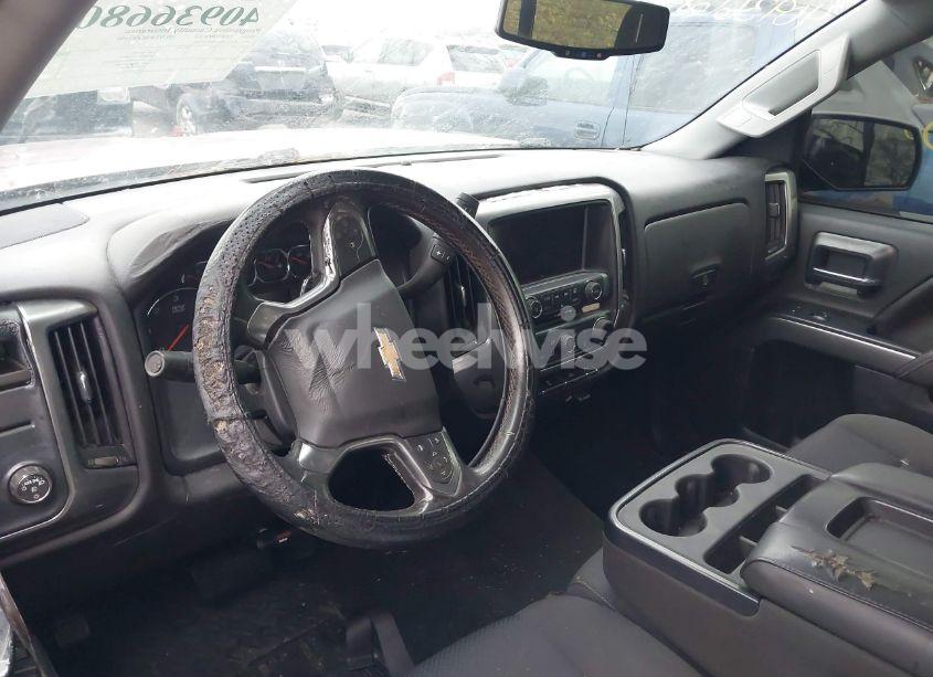 Photo 5 of 2015 Chevrolet Silverado 1500 1LT (VIN 1GCRCREC5FZ359564)