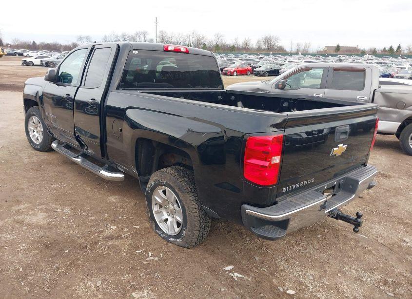 Photo 3 of 2018 Chevrolet Silverado 1500 1LT (VIN 1GCRCREC5JZ323088)