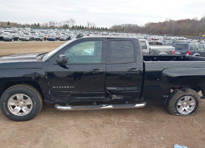 Photo 6 of 2018 Chevrolet Silverado 1500 1LT (VIN 1GCRCREC5JZ323088)