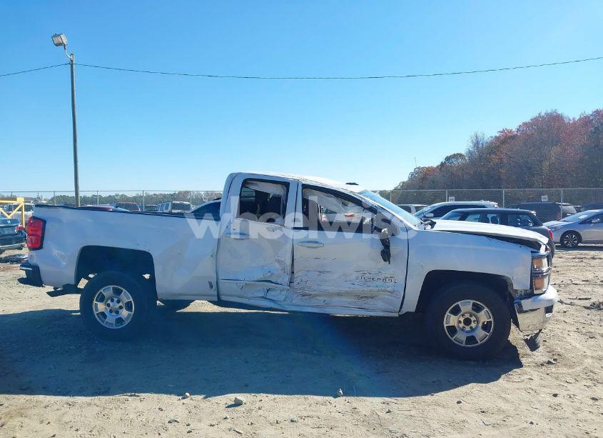 Photo 13 of 2015 Chevrolet Silverado 1500 1LT (VIN 1GCRCREC6FZ223881)