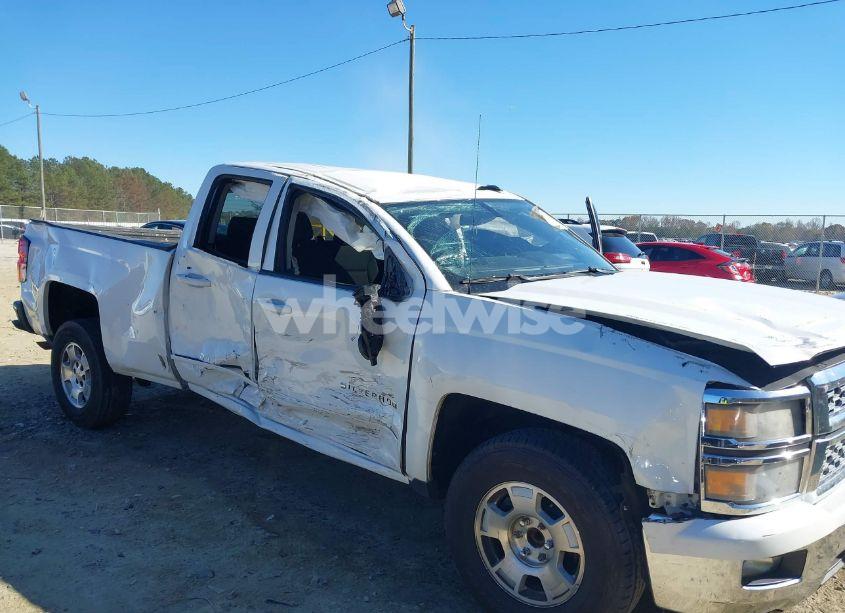 Photo 6 of 2015 Chevrolet Silverado 1500 1LT (VIN 1GCRCREC6FZ223881)