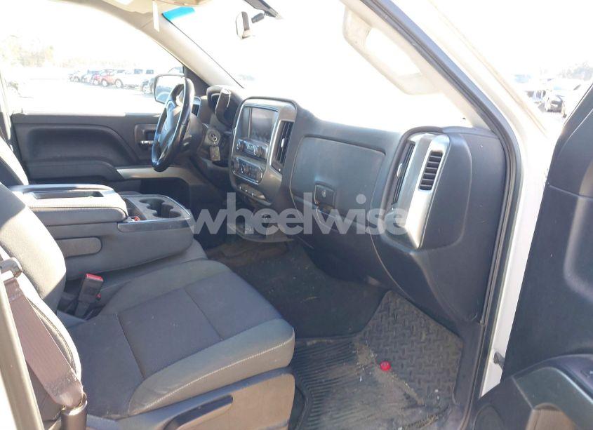 Photo 5 of 2015 Chevrolet Silverado 1500 1LT (VIN 1GCRCREC6FZ392492)