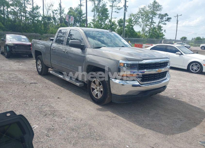 2017 Chevrolet Silverado 1500 1LT (VIN 1GCRCREC6HZ258620) main photo