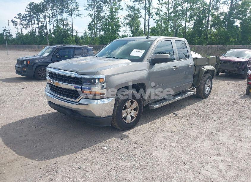 Photo 2 of 2017 Chevrolet Silverado 1500 1LT (VIN 1GCRCREC6HZ258620)