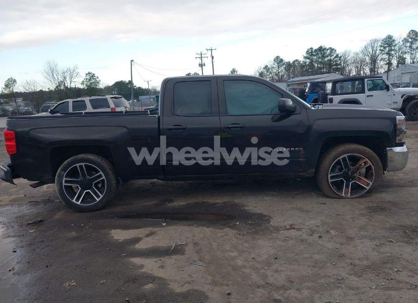 Photo 12 of 2018 Chevrolet Silverado 1500 1LT (VIN 1GCRCREC6JZ272037)