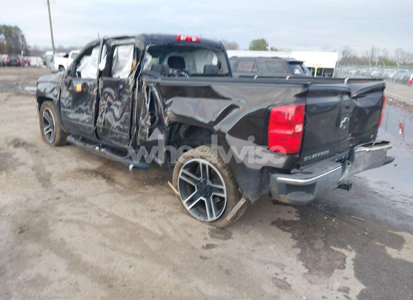 Photo 3 of 2018 Chevrolet Silverado 1500 1LT (VIN 1GCRCREC6JZ272037)