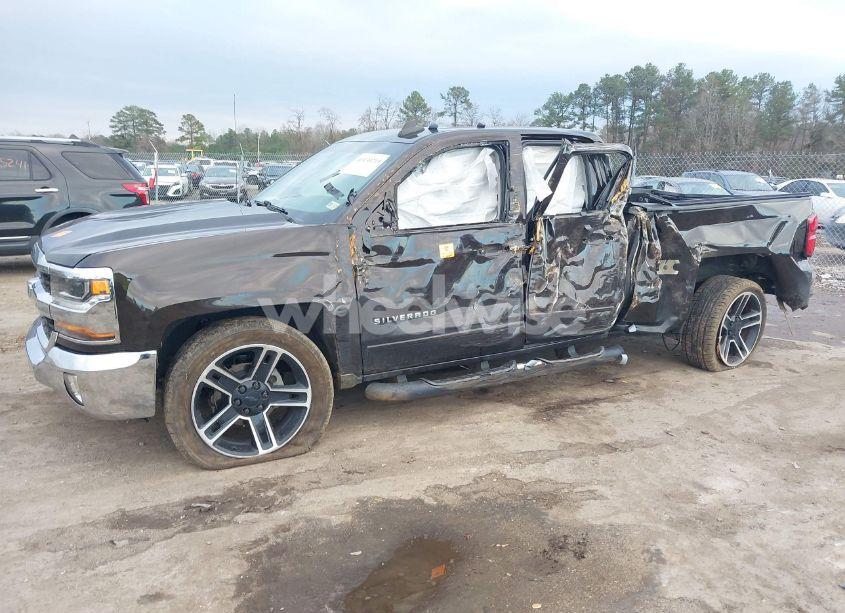 Photo 6 of 2018 Chevrolet Silverado 1500 1LT (VIN 1GCRCREC6JZ272037)