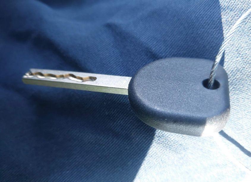 Photo 11 of 2015 Chevrolet Silverado 1500 1LT (VIN 1GCRCREC7FZ296161)