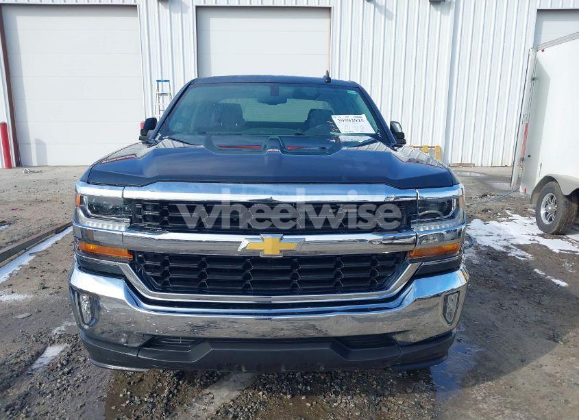 Photo 12 of 2018 Chevrolet Silverado 1500 1LT (VIN 1GCRCREC8JZ226029)