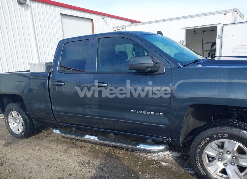 Photo 13 of 2018 Chevrolet Silverado 1500 1LT (VIN 1GCRCREC8JZ226029)