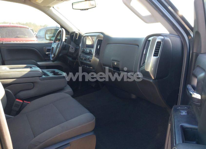 Photo 5 of 2018 Chevrolet Silverado 1500 1LT (VIN 1GCRCREC8JZ226029)